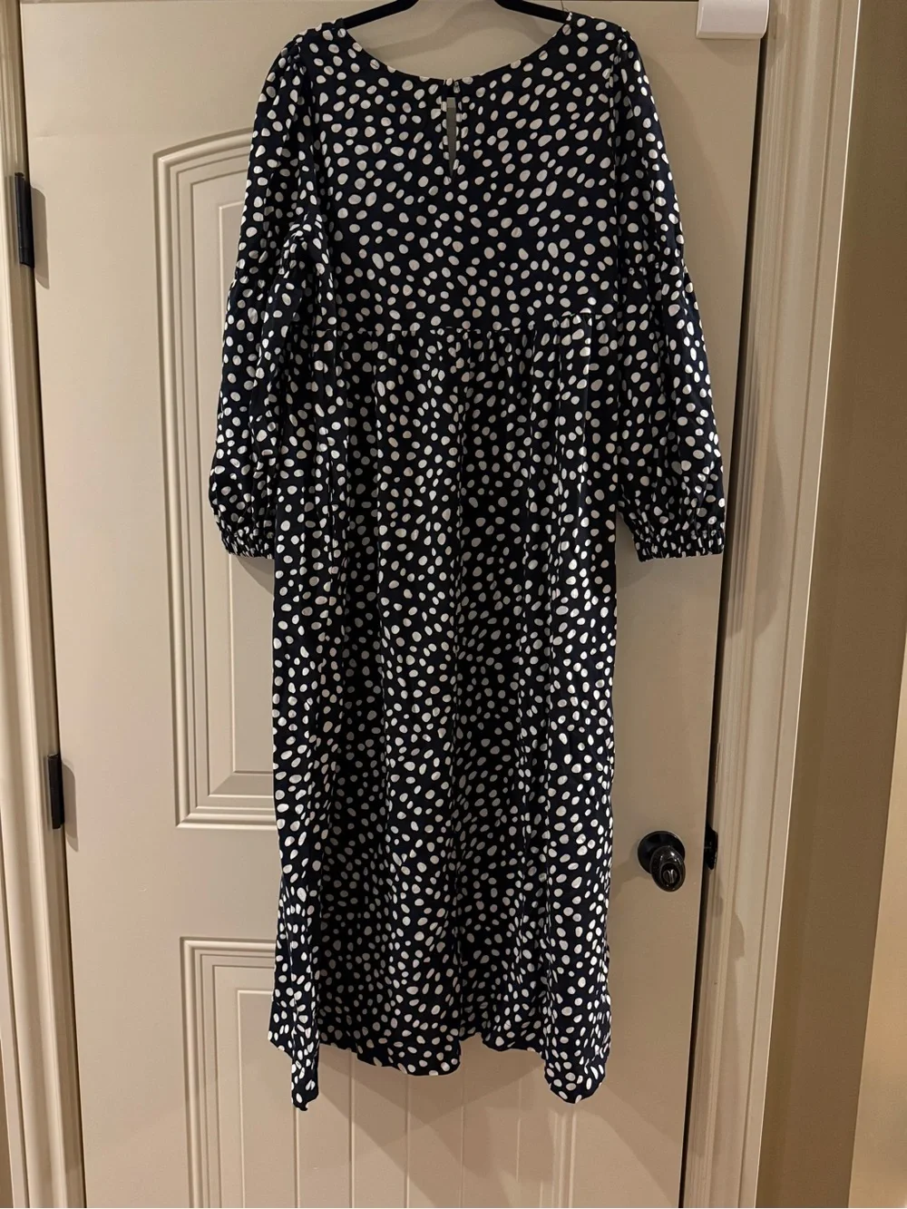 NWT Who What Wear Black and White Polka Dot Maxi Dress - Picture 4 of 5